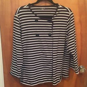 Lands’ End navy blue and white women’s 1X shirt